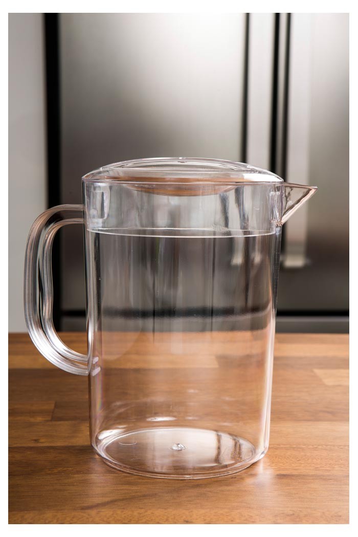 Jarra na cozinha com Tampa 1,8 Lts em Policarbonato (20x19,5 cm) - Brascool (JD-PC8601)