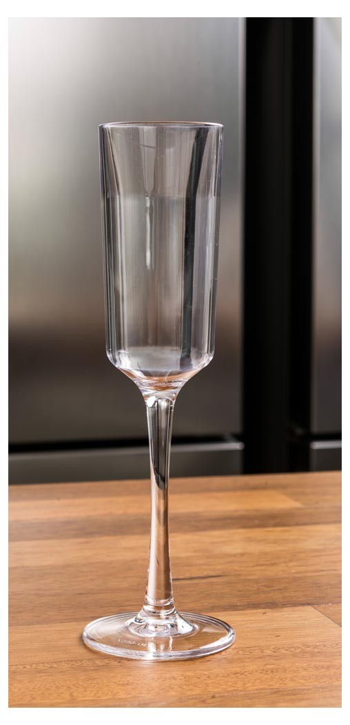 Taça de Champanhe 150 ml Brascool, utensílio indispensável em momentos especiais. Apenas {{AVISTA}} à vista. Compre já! Taça de Champanhe 150 ml Brascool, utensílio indispensável em momentos especiais. Apenas {{AVISTA}} à vista. Compre já!